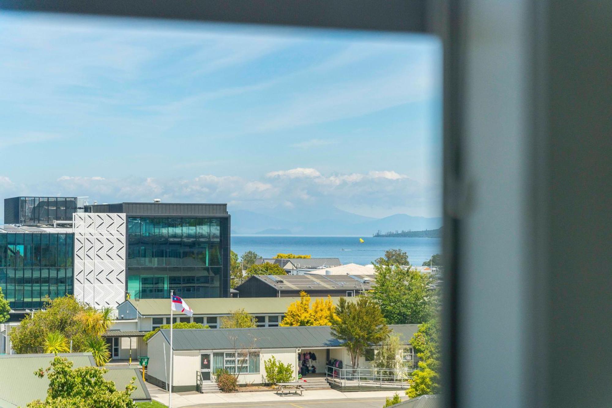Lakeview Luxury - Taupo Holiday Apartment 外观 照片